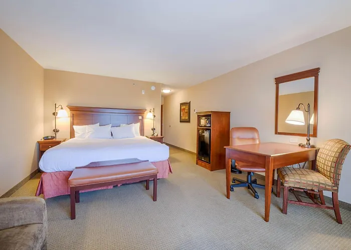 Hotel Hampton & 3*