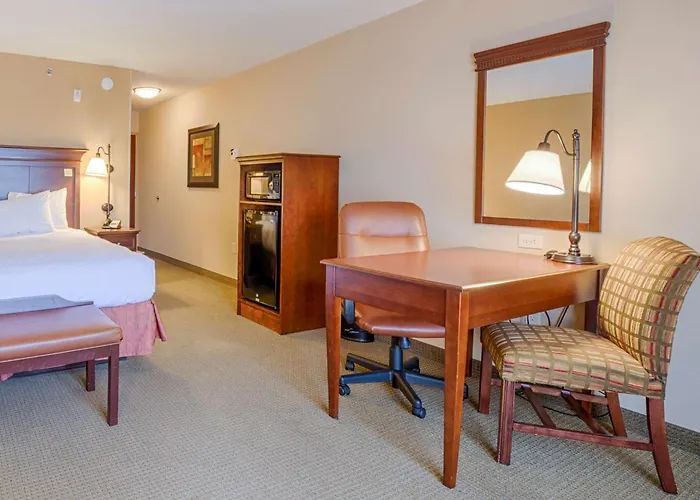 Hotel Hampton &