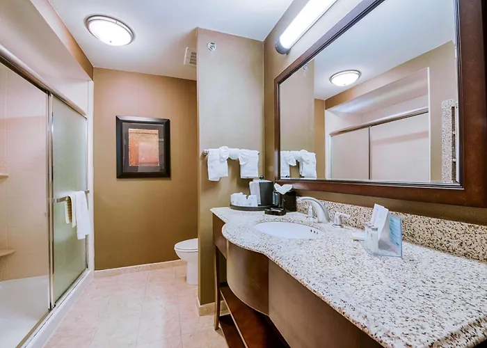 Hampton & Hotel Pinedale