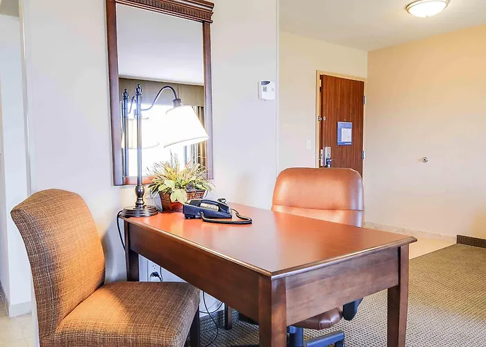 Hampton & Hotel Pinedale