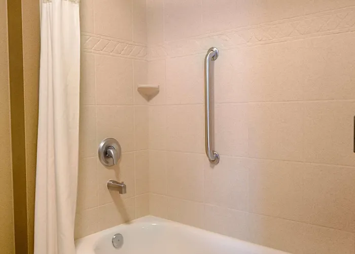 Hampton & Hotel Pinedale